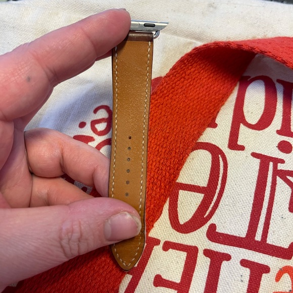 Hermès 40 mm Apple Watch band - Picture 3 of 4